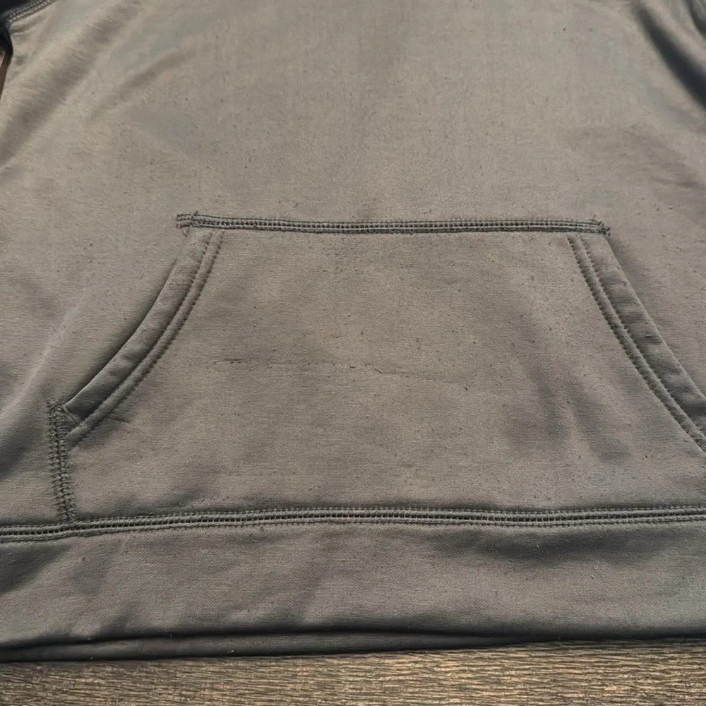OUTER BANKS GRAY HOODIE SIZE YOUTH LARGE